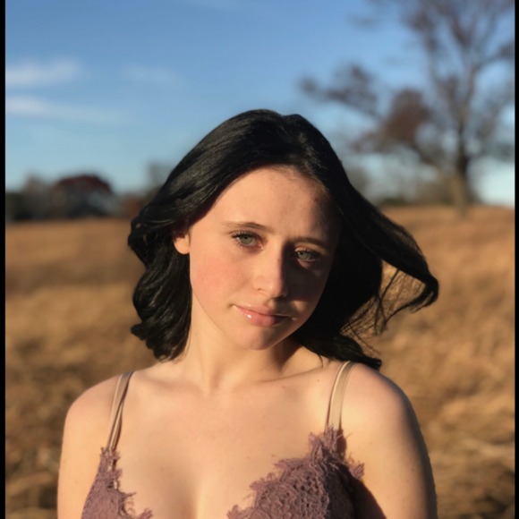 lucy_pierson